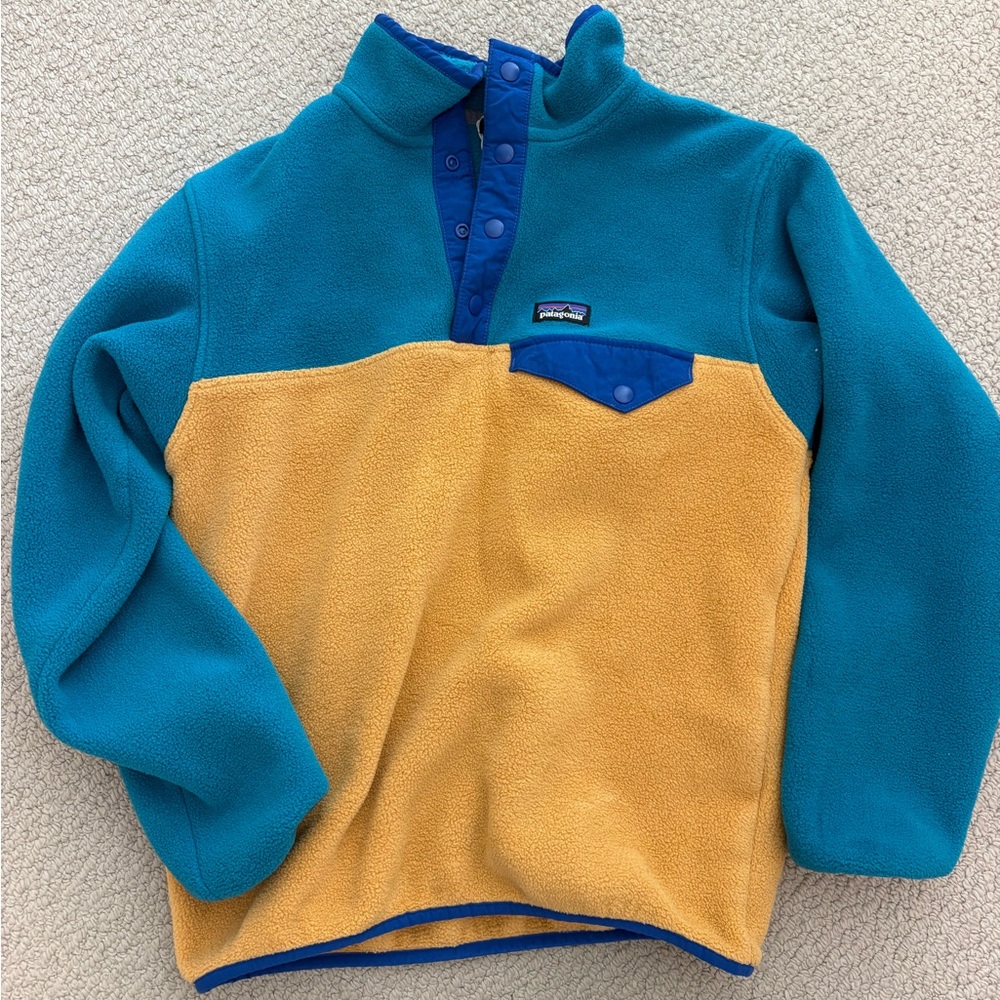 Kids Patagonia like new size 12